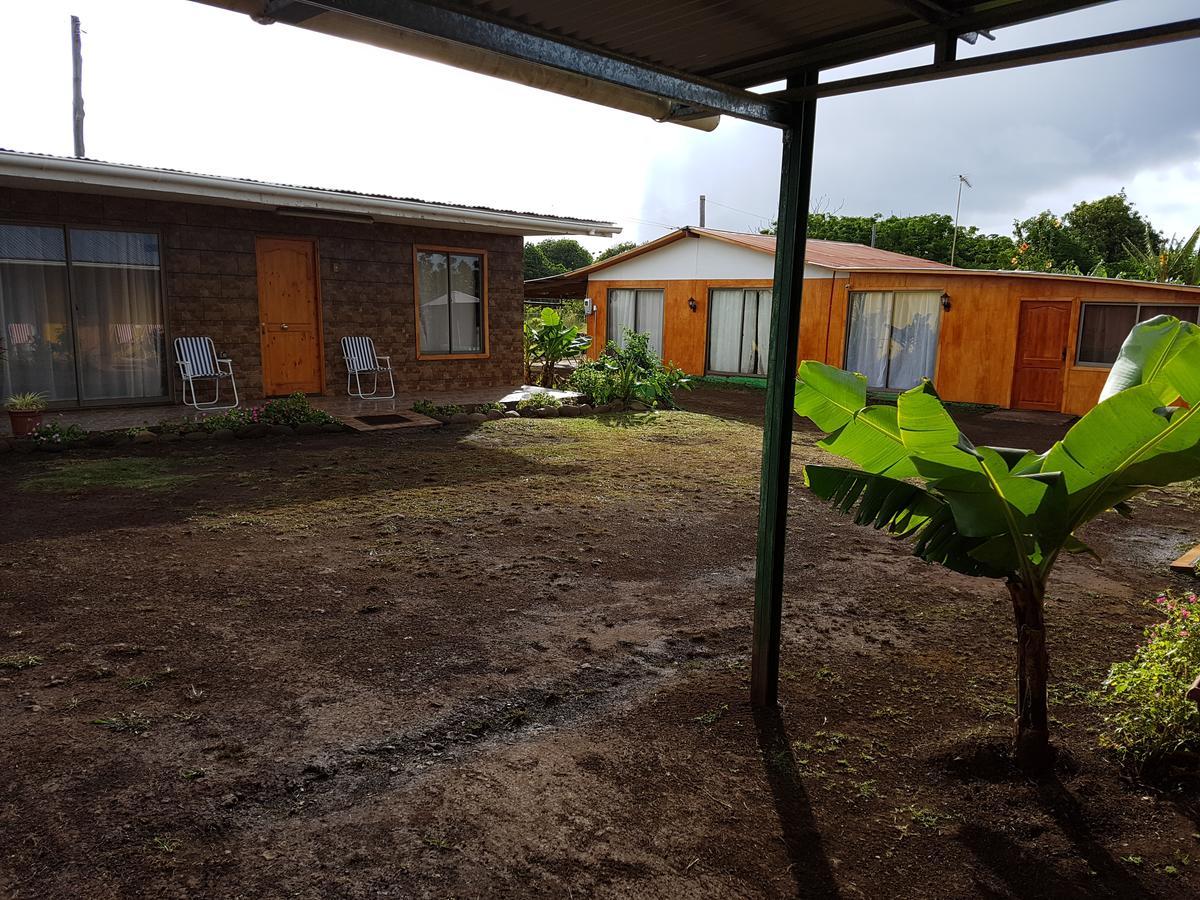 Cabana Tongariki Hanga Roa Exterior foto